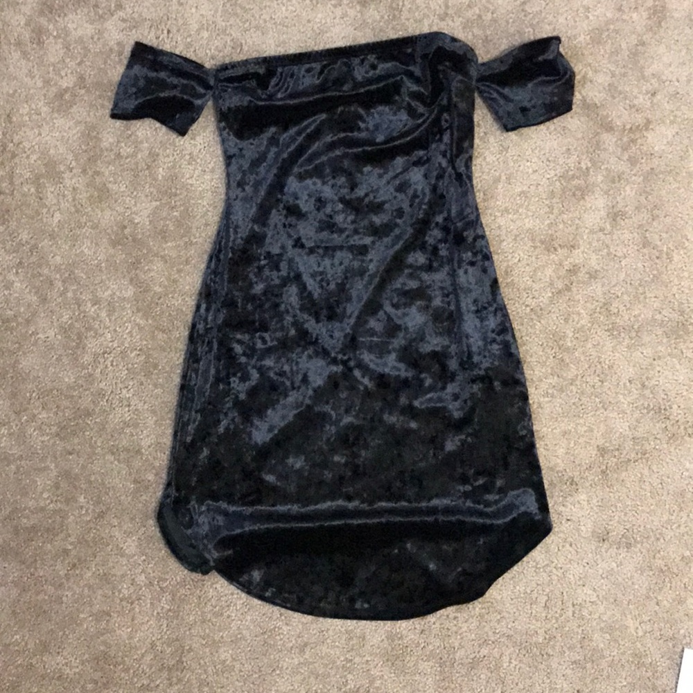 Forever 21 Velvet Dress